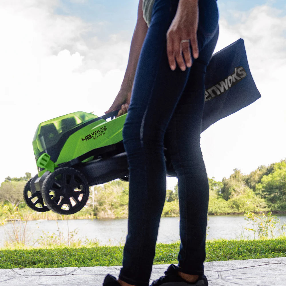 24V+24V Rasenmäher 36cm - 2x 4Ah Akkus