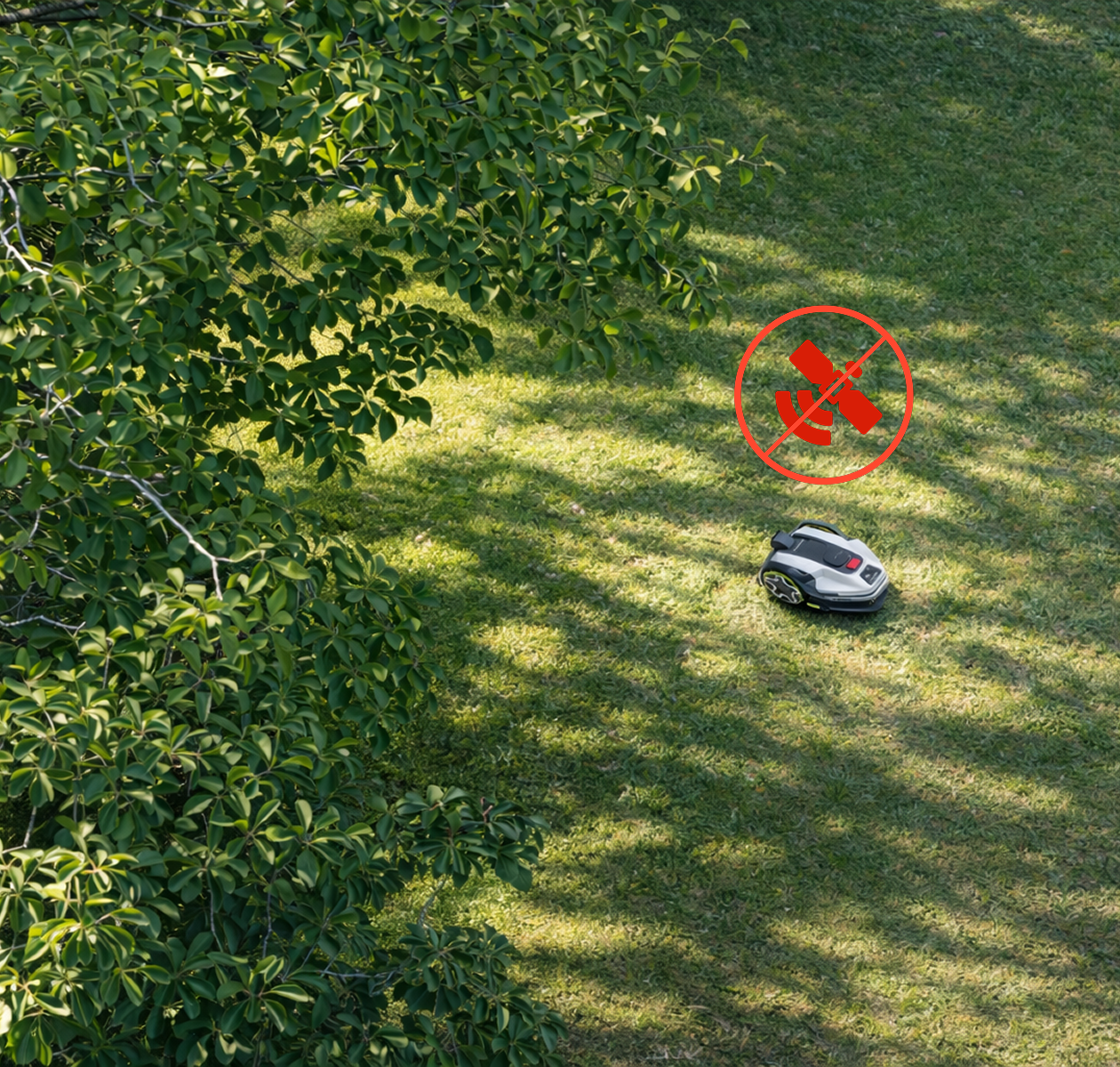 Mäht auch unter Bäumen